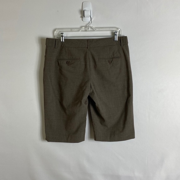 Editor short - Picture 4 of 5